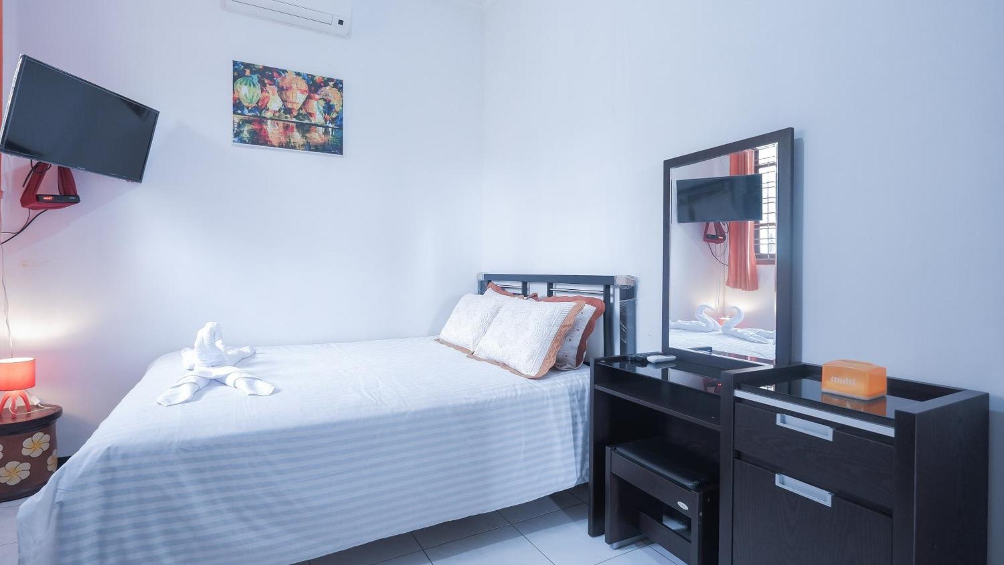 Villa Malang Puncak Buring Exteriör bild