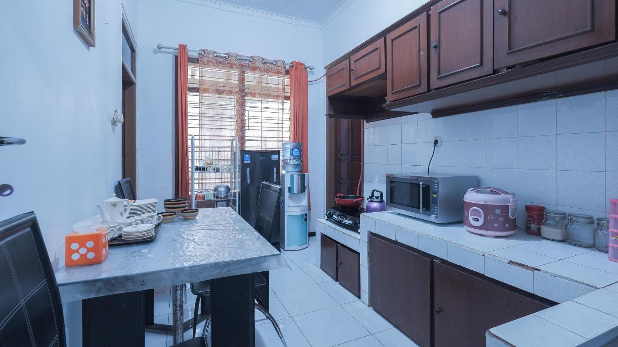 Villa Malang Puncak Buring Exteriör bild
